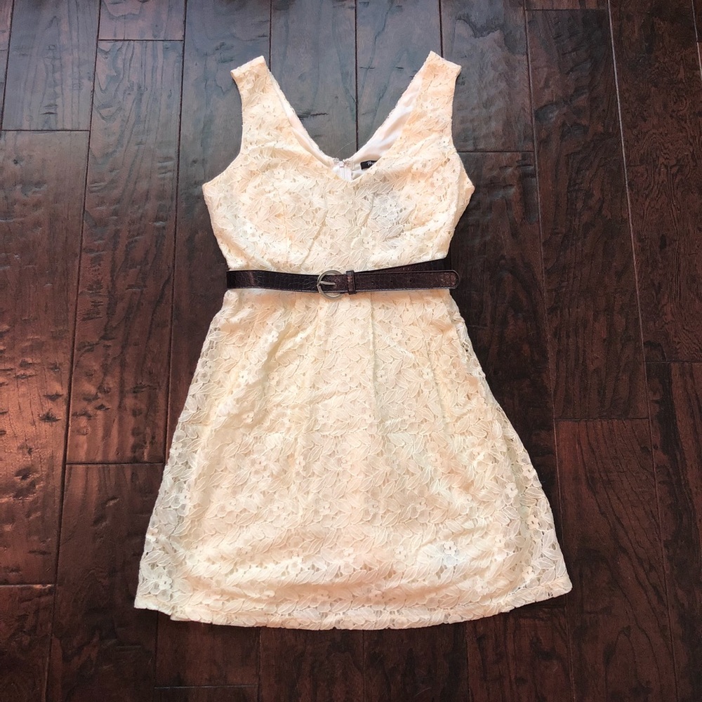 NWT Rhapsody floral pattern dress w/ brown belt